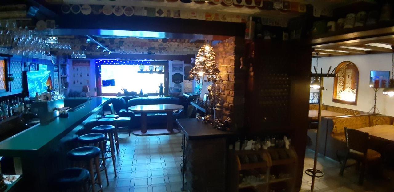 Black Bear Bikers Pub-Hotel Kempfeld Kültér fotó